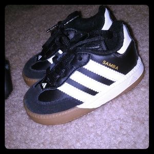 Toddler  Adidas Size 4c